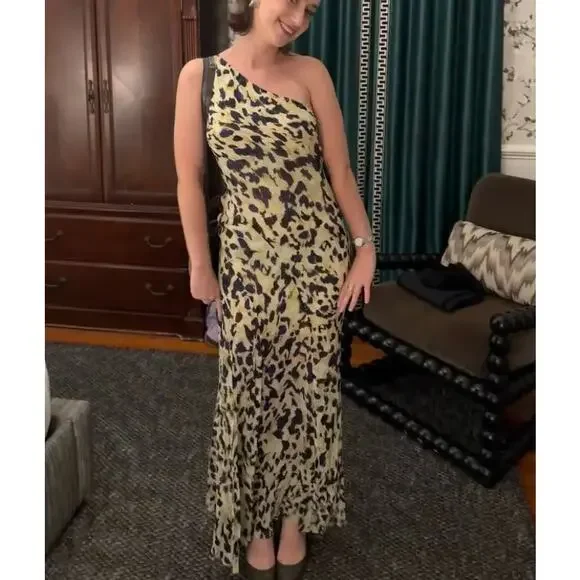 Shona Joy Abstract Chiffon Gown SIZE 4 One Shoulder Dress Formal Designer $480 - Picture 4 of 13